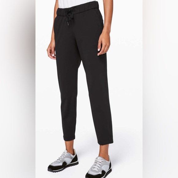 On the Fly 7/8 pant - Picture 2 of 5